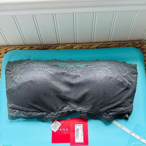 Spanx Undie-tectable Strapless Wireless Bandeau Bra in Gray M - Picture 2 of 7